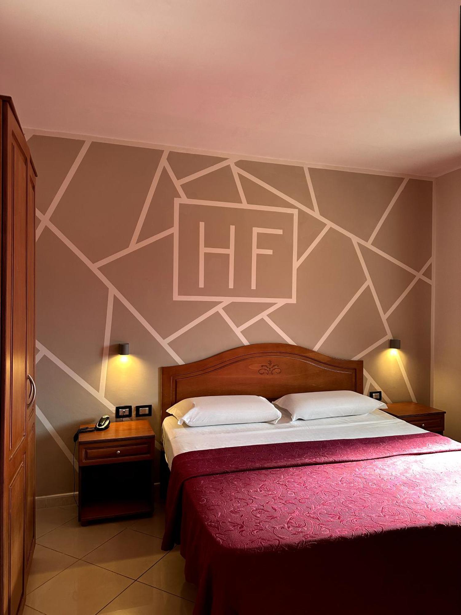 Hotel Futuro Aversa Luaran gambar