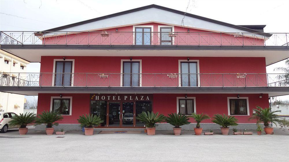 Hotel Futuro Aversa Luaran gambar